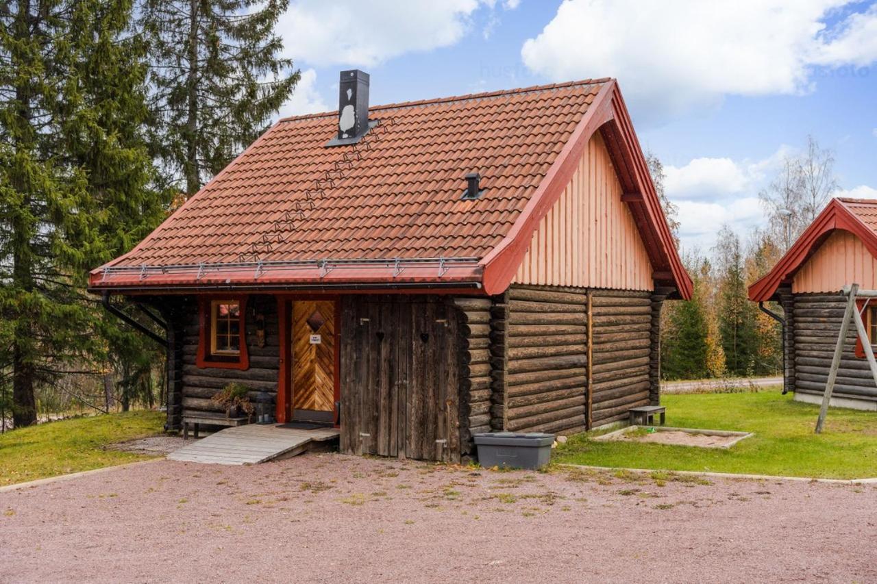 Sagolandsbyn Villa Mora Exterior photo